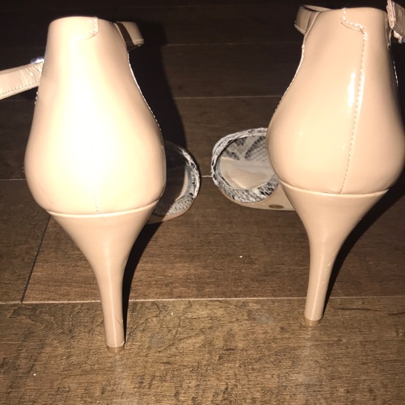 Jessica Simpson Heels - Picture 5 of 6
